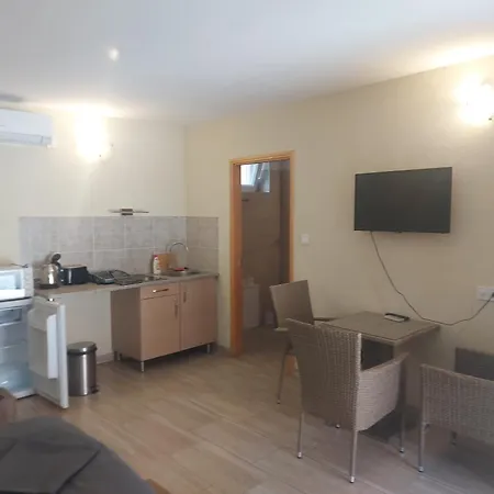 Apartman116 Airport Apartment Vecses